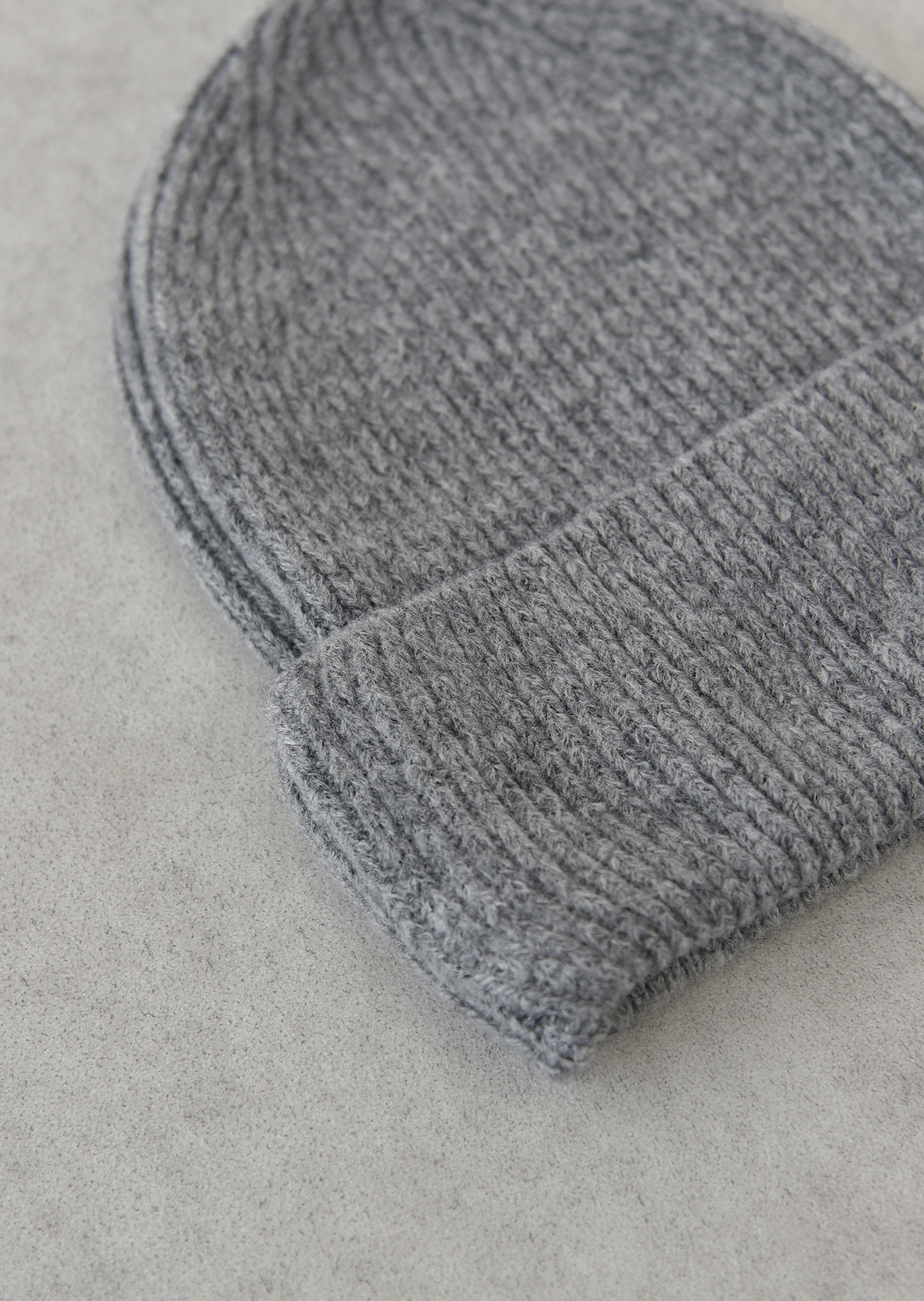 Bonnet en laine gris