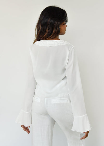 Blouse blanche nouée