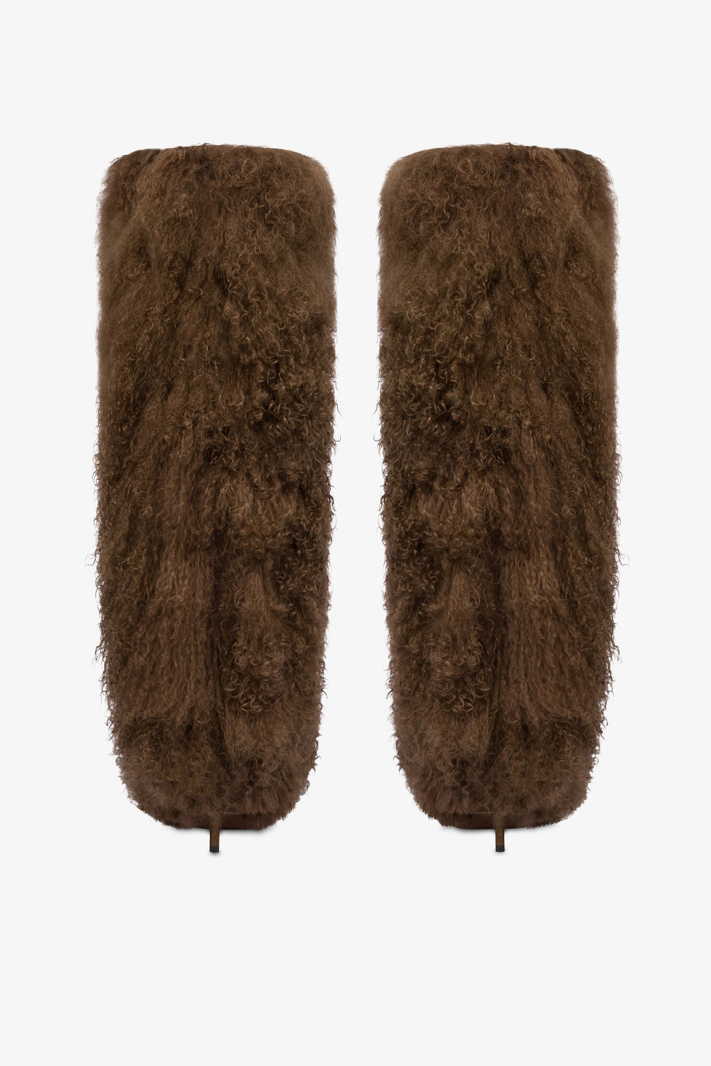 Boots in brown faux fur