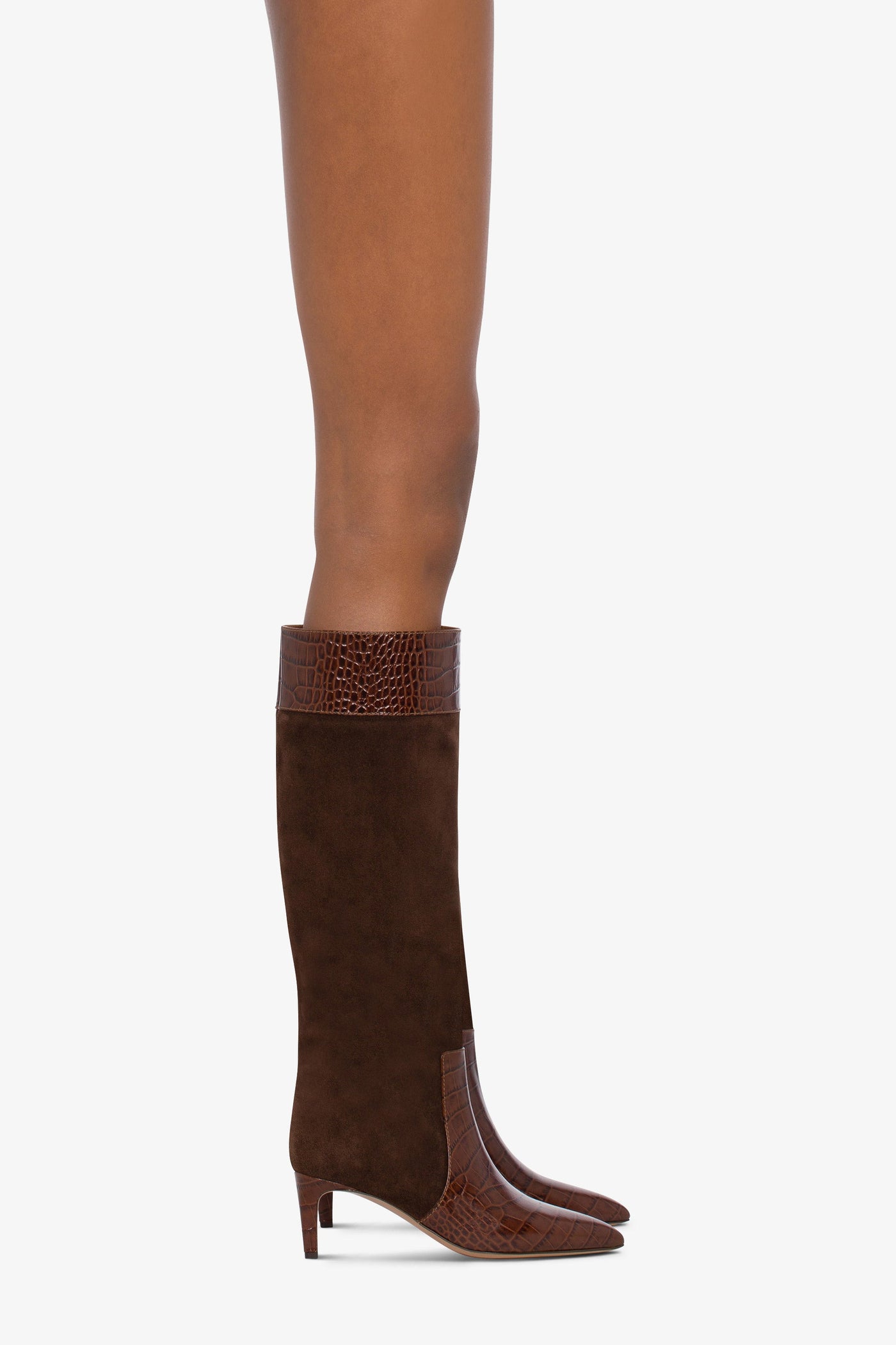 Long, pointed boots in chocolate and pepper croco-embossed and suede