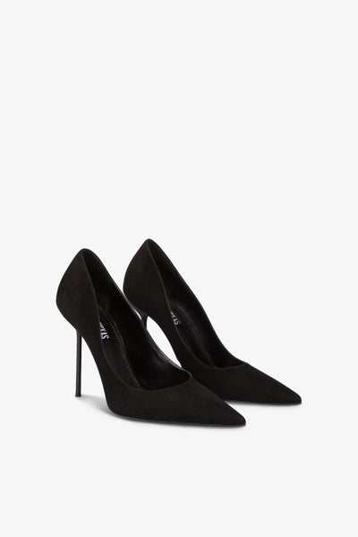 Pointed pumps in soft black suede leather