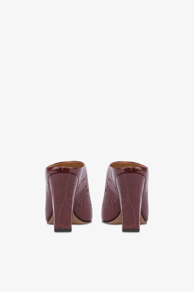 Pointed mule boots in patent choco croco-embossed leather