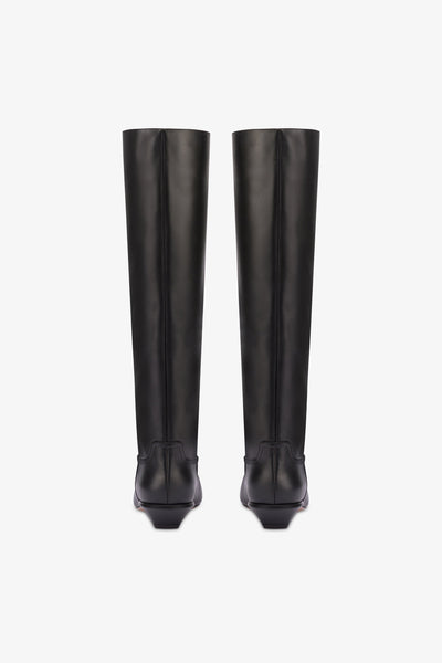 Knee-high boots in smooth black leather