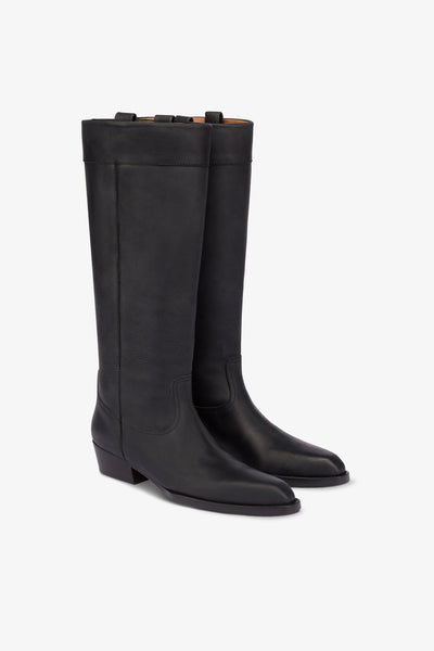 Calf-length boots in soft black pebble leather