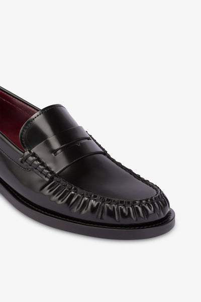 Loafer shoes in soft black brushed leather