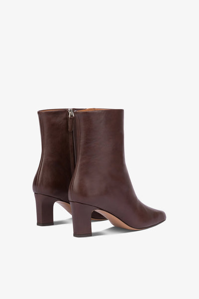 Pointed ankle boots in smooth mocha leather