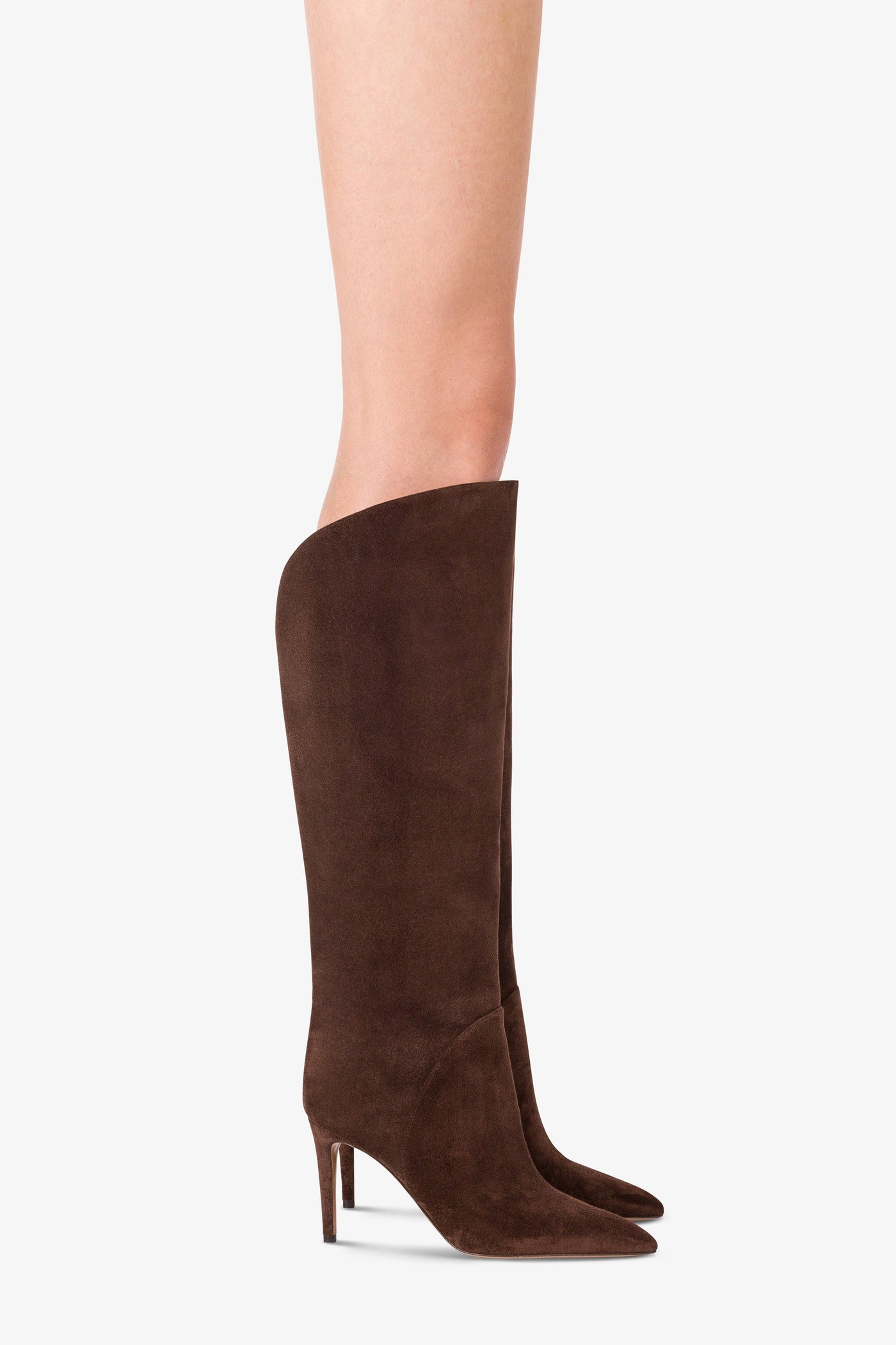 Boots in chocolate suede leather