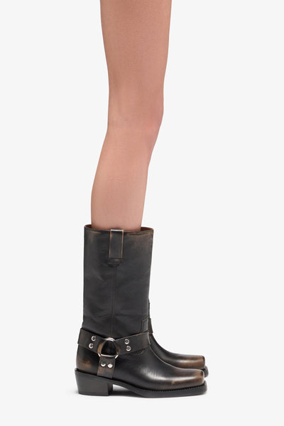 Black brushed leather boots