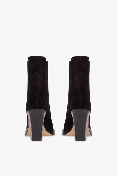 Pointed ankle boots in smooth off-black suede leather